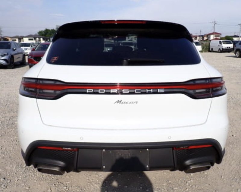 Porsche MACAN - photo 3