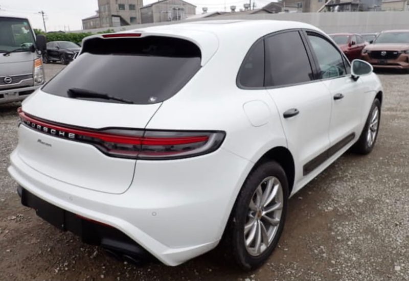 Porsche MACAN - photo 3