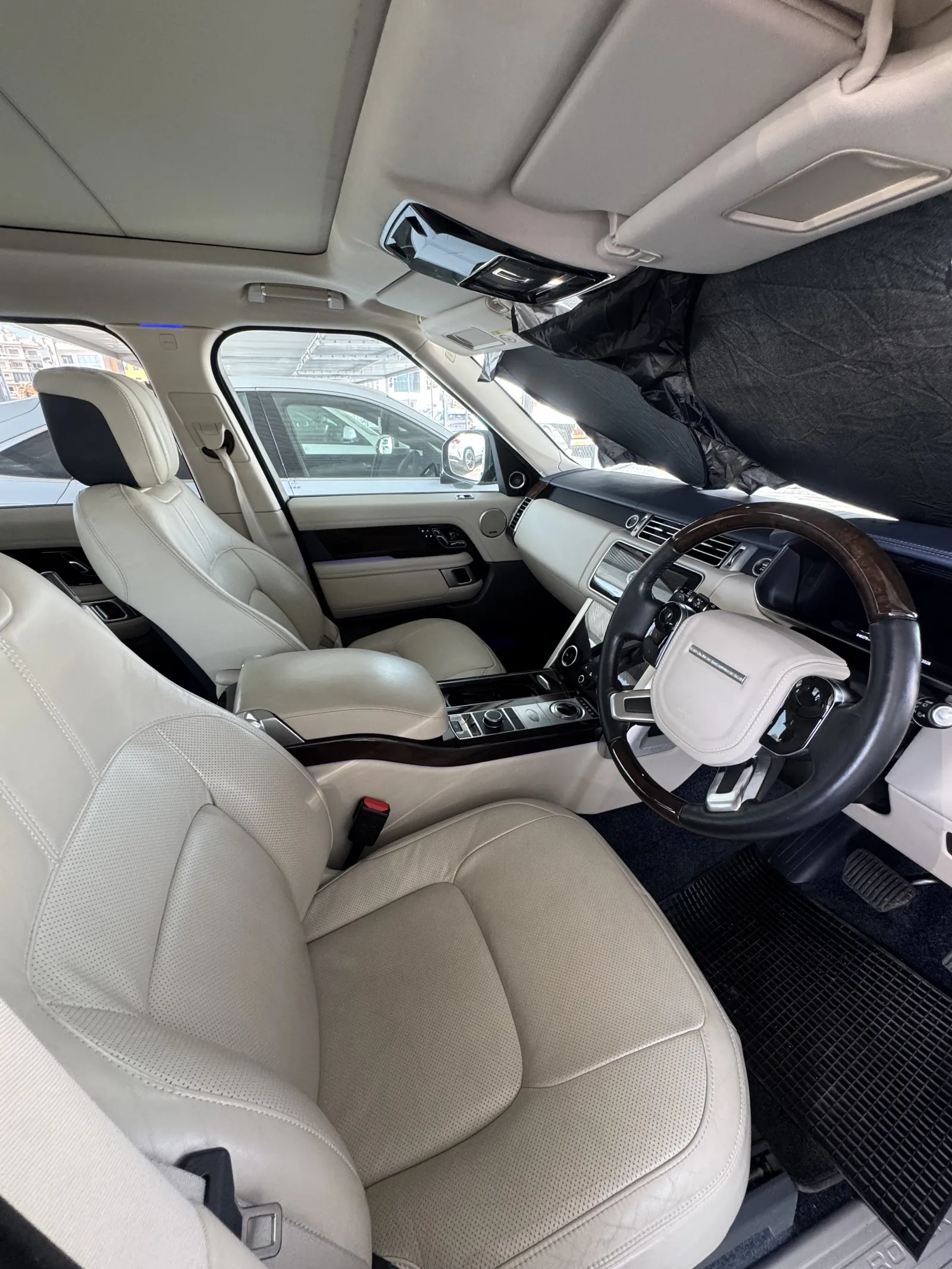 Land Rover Vogue - photo 2