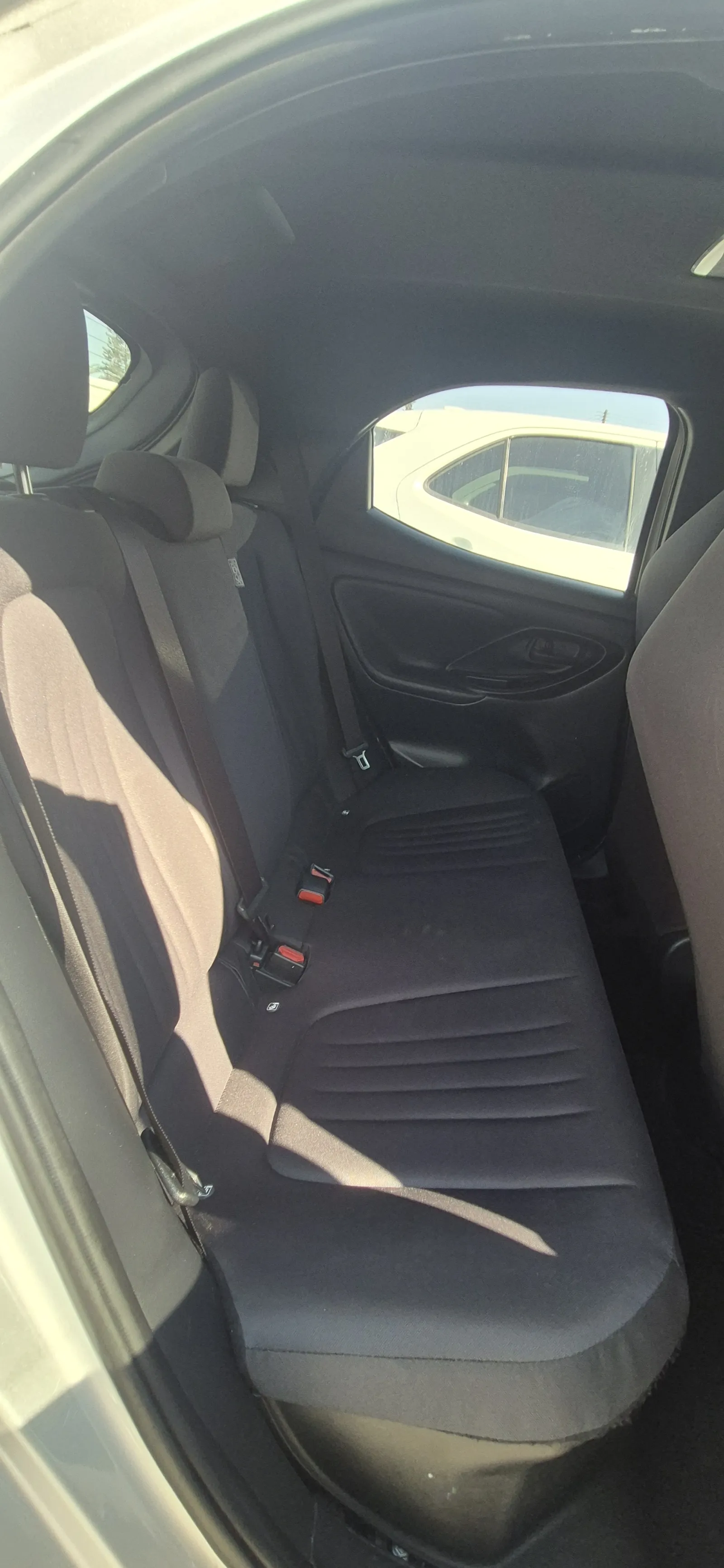 Toyota Yaris - photo 5