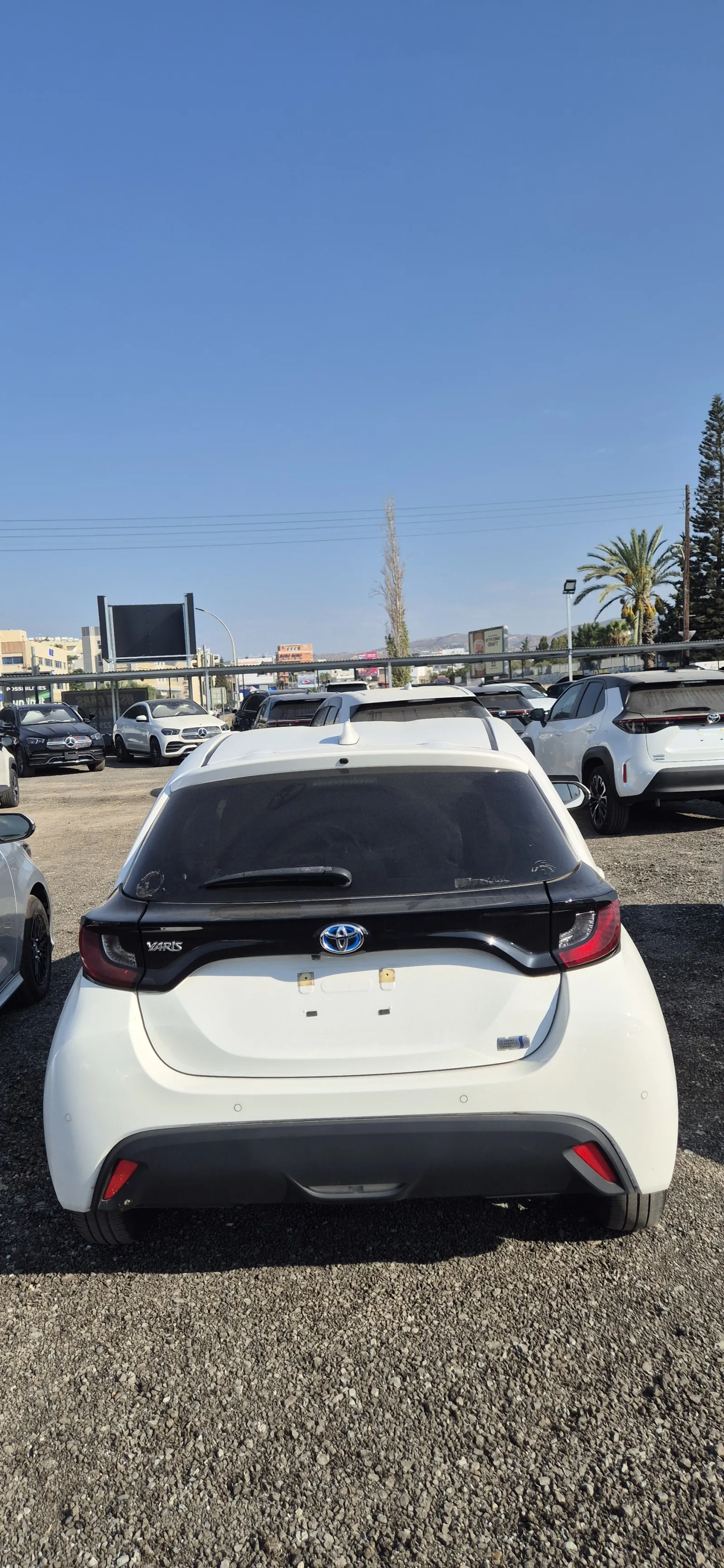 Toyota Yaris - photo 4