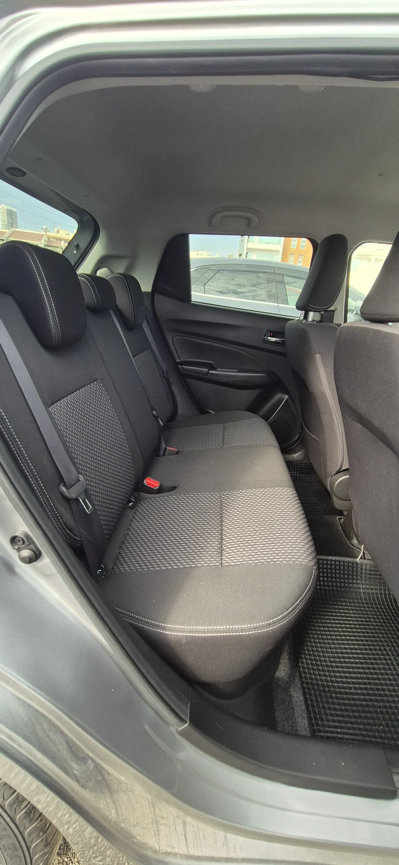 Suzuki Swift RS - photo 6