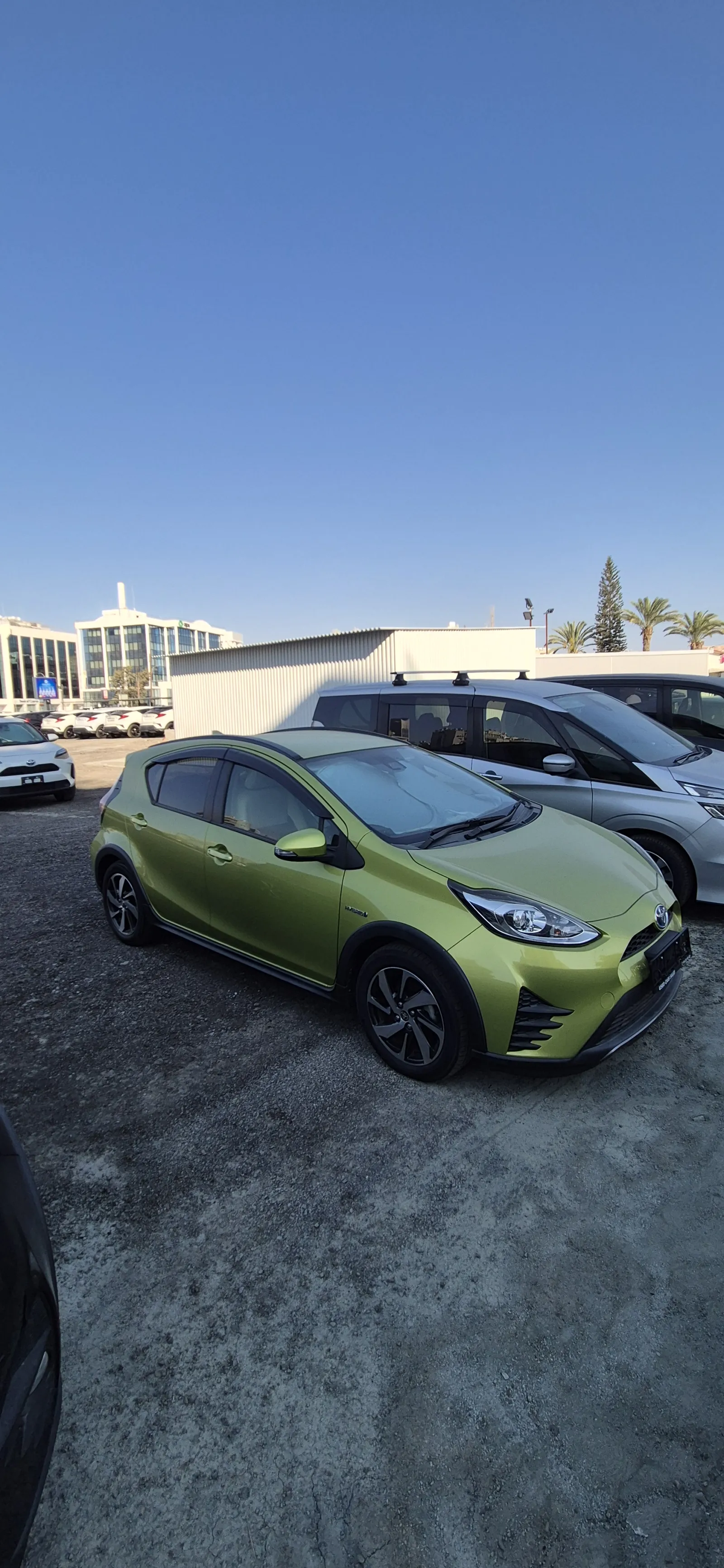 Toyota Aqua - photo 3