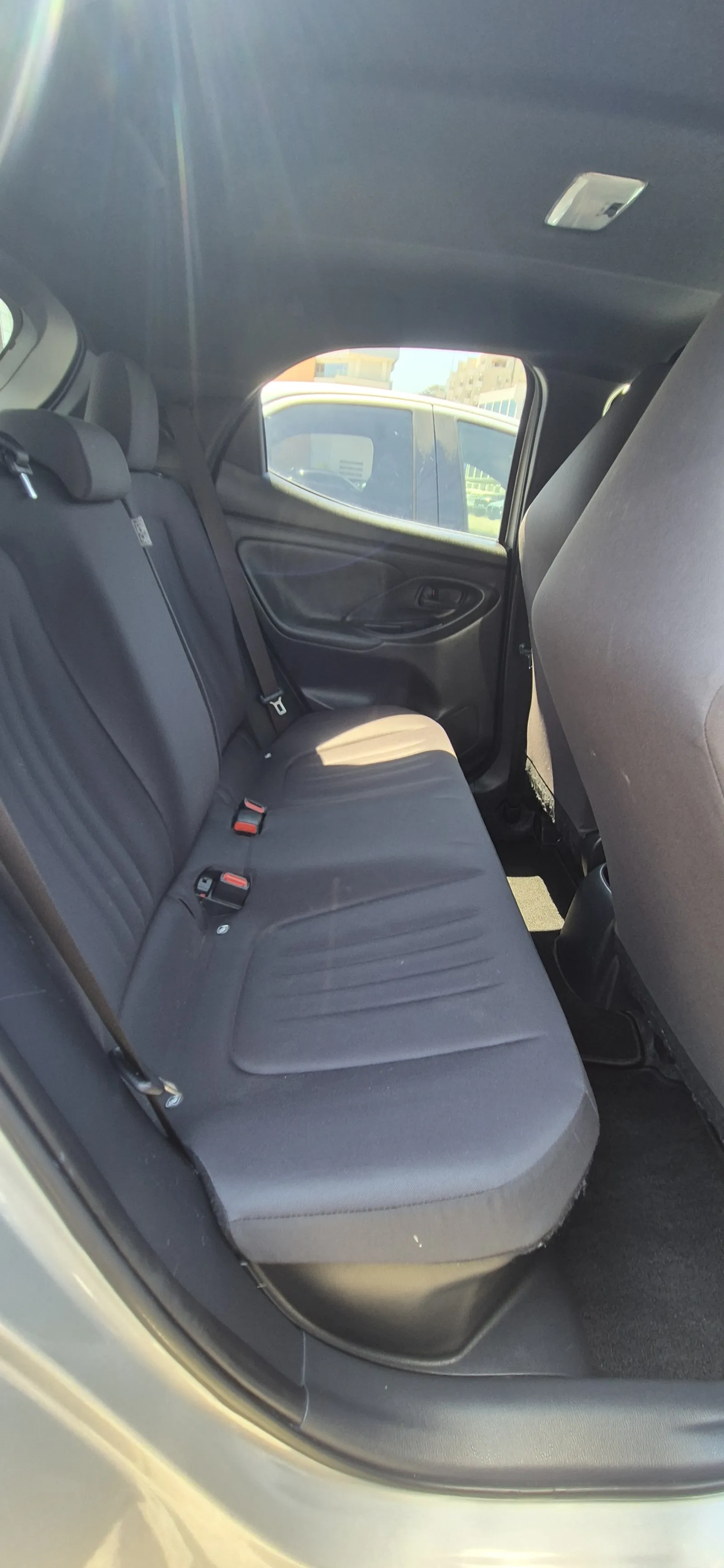 Toyota Yaris - photo 4