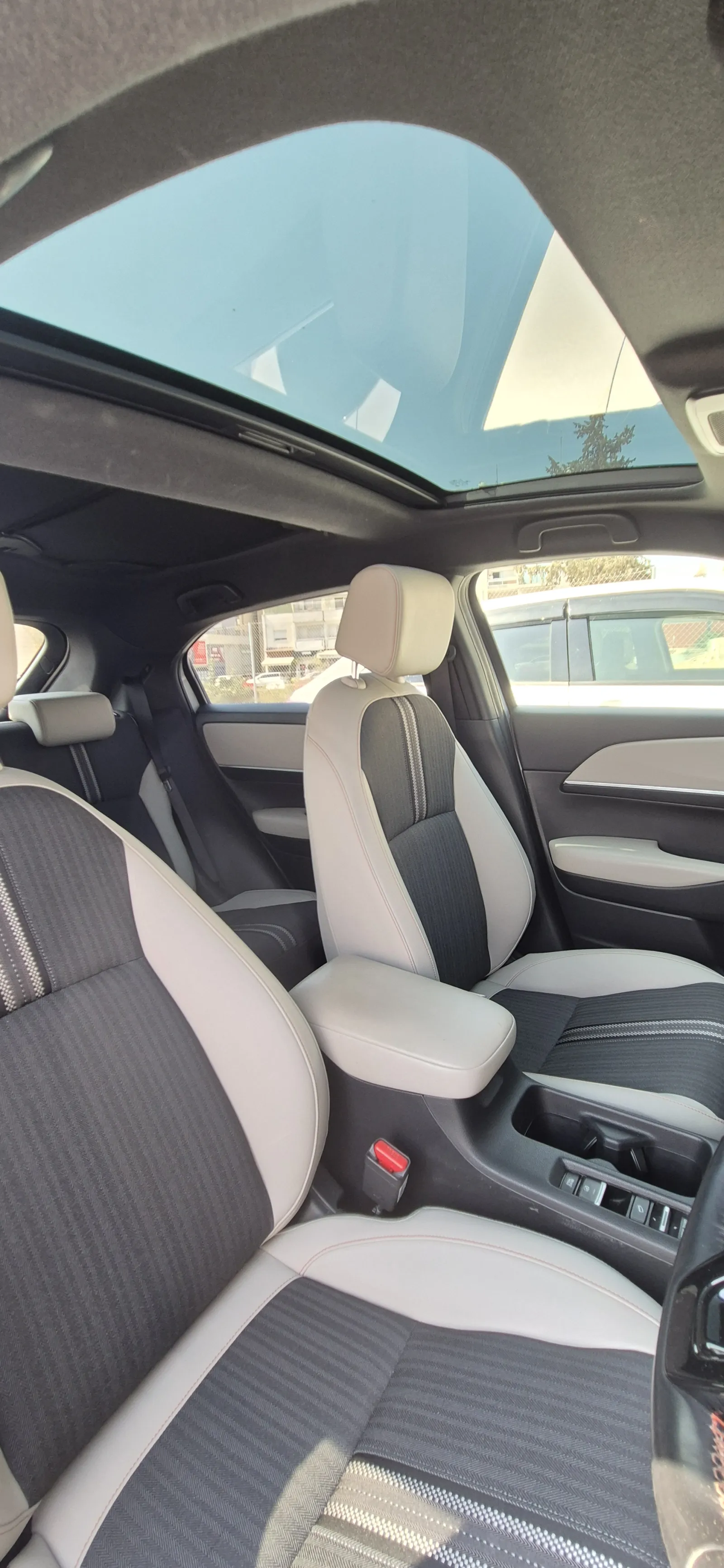 Honda VEZEL - photo 5