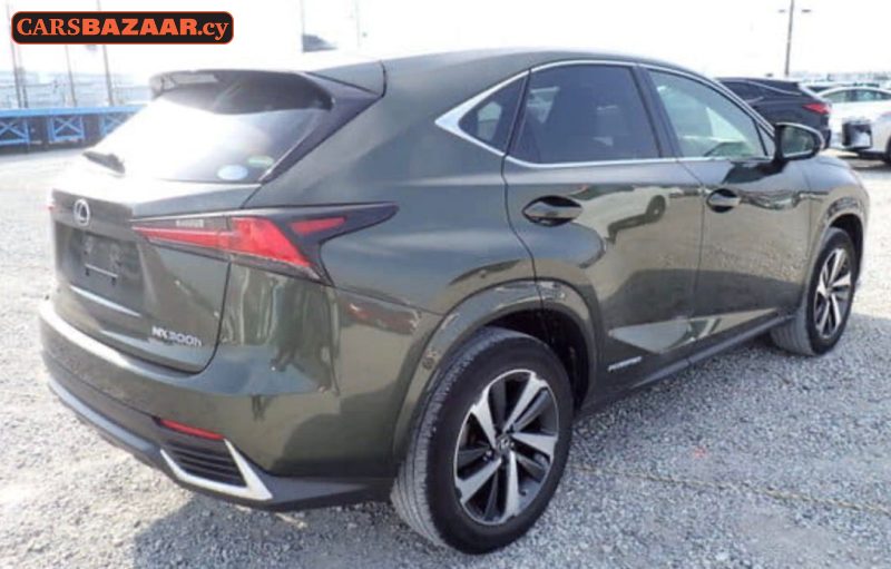 Lexus NX 300H  - photo 4