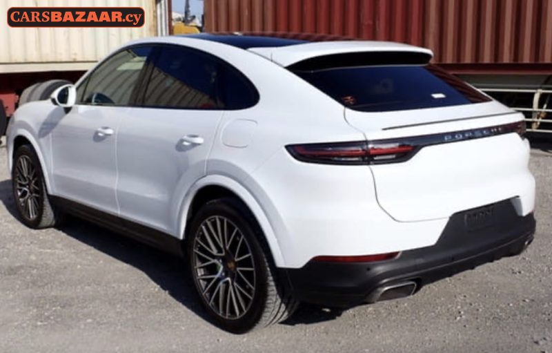 Porsche Cayenne  - photo 2